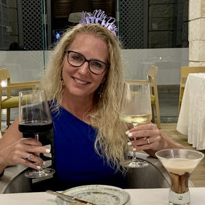 Meet your Posher, Amy